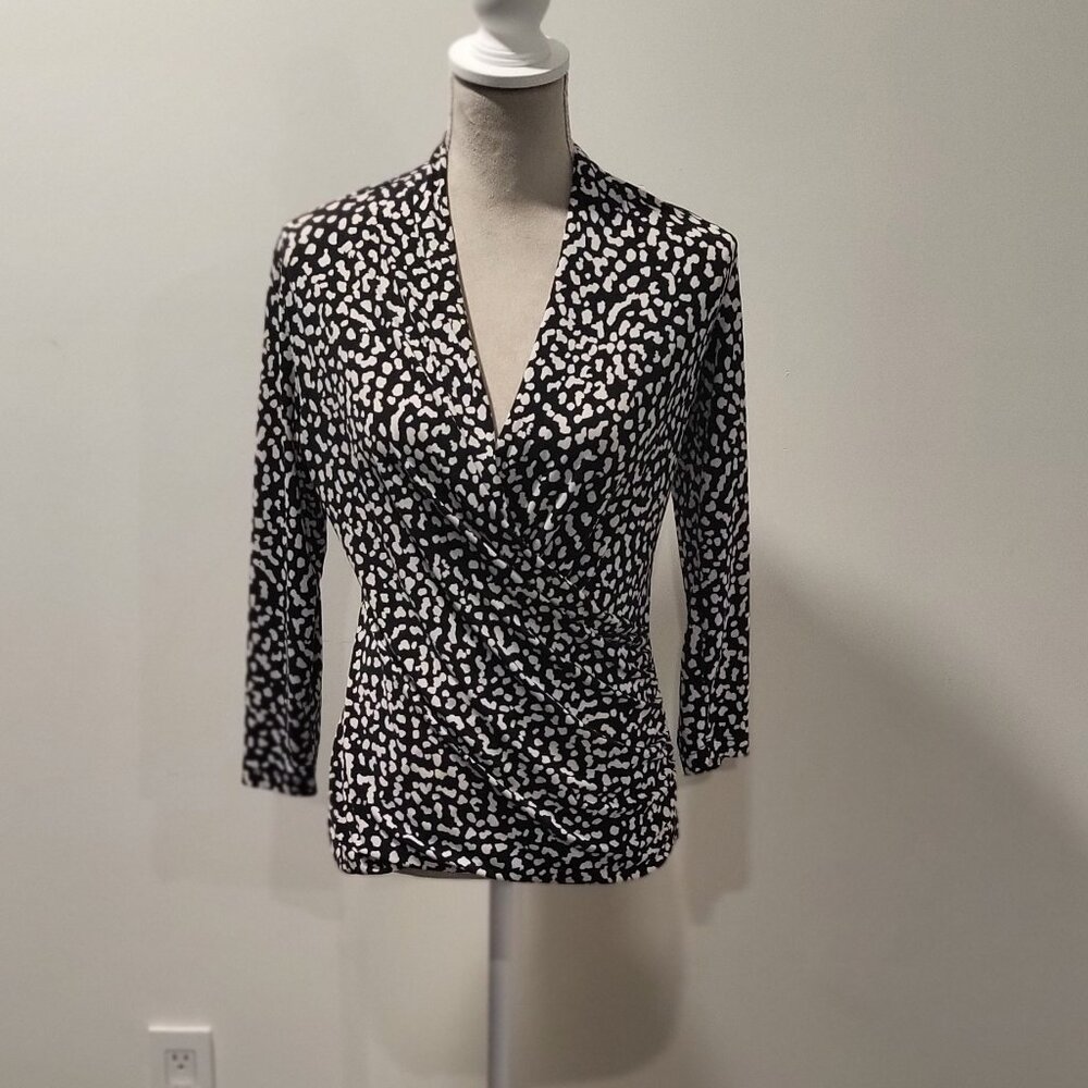 Chaus New York Size Small Blouse Gently Worn